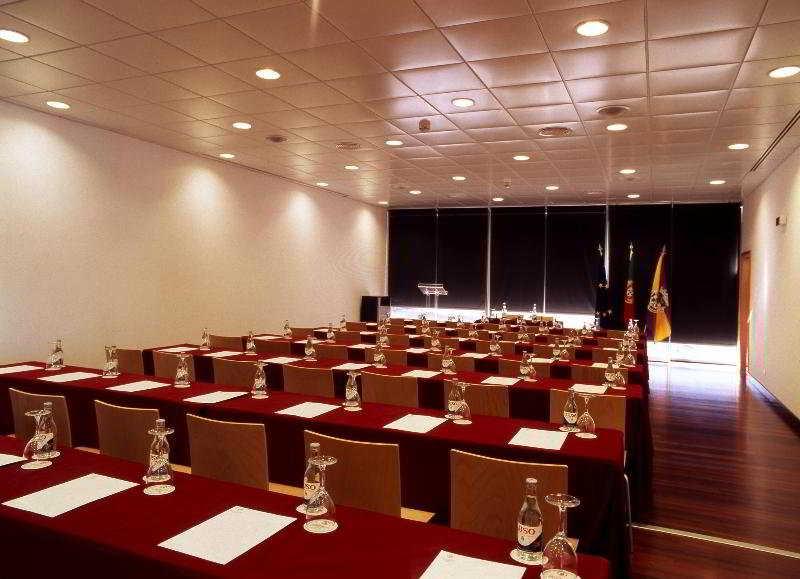 B&B Hotel Cantanhede Coimbra Bagian luar foto