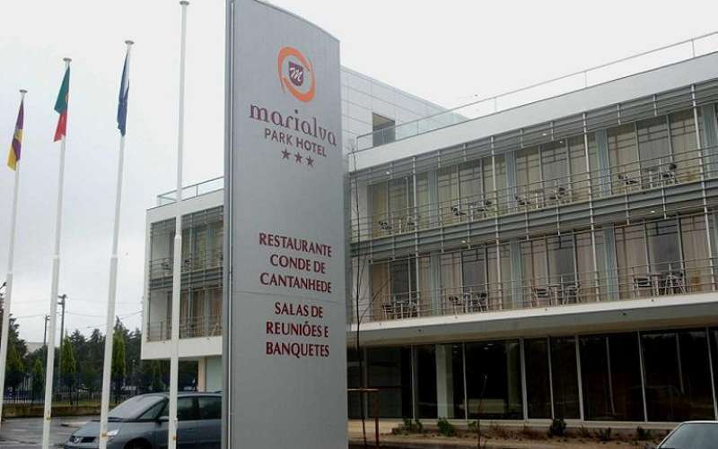 B&B Hotel Cantanhede Coimbra Bagian luar foto
