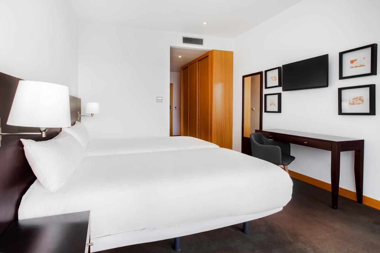 B&B Hotel Cantanhede Coimbra Bagian luar foto