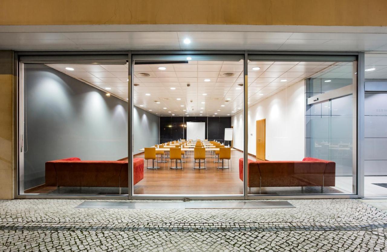 B&B Hotel Cantanhede Coimbra Bagian luar foto
